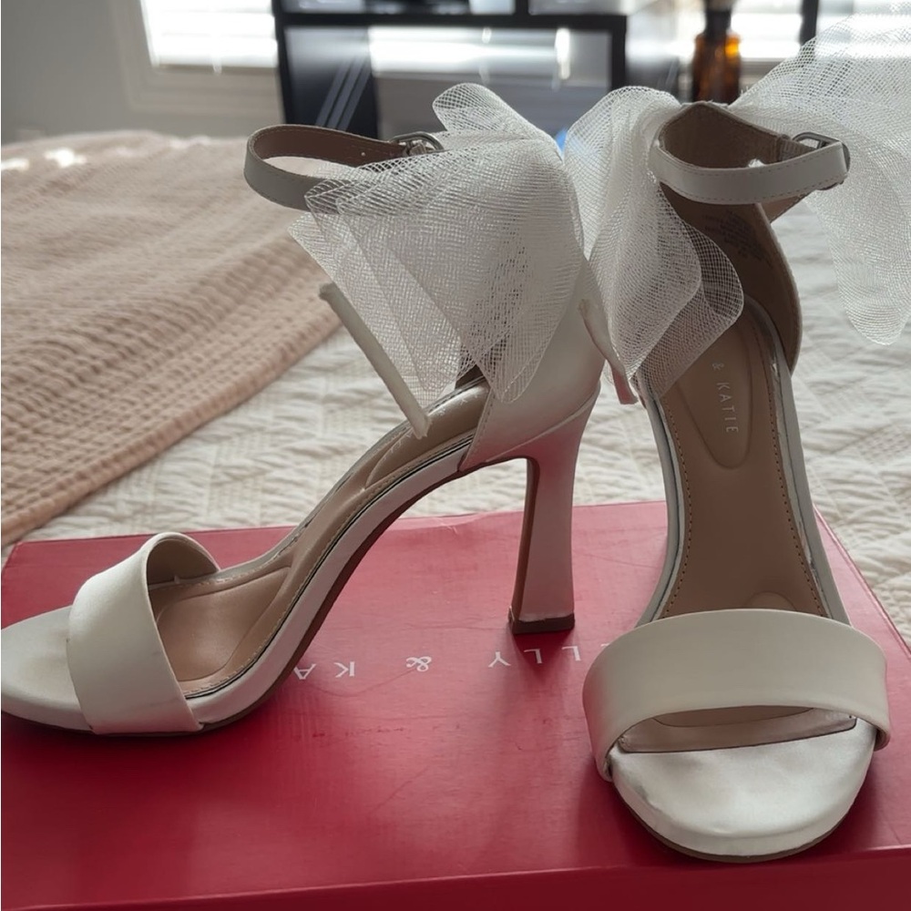 Kelly & Katie White Heels with Tulle Accent